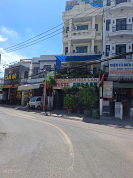 Chính chủ bán Khách Sạn Mặt tiền Đường 22, Tp Thủ đức.