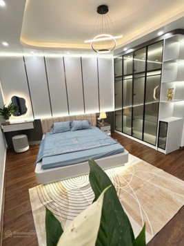 Chính chủ bán gấp căn Đội Cấn 6 tầng thang máy ngõ nông tại trung tâm quận Ba Đình miễn tiếp MG