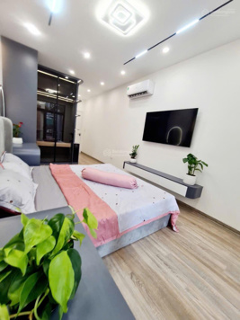 Hàng hiếm chuẩn 100% tại Đội Cấn, 9,55 tỷ, 39m2, 3PN, 4WC, 5 tầng, full nội thất