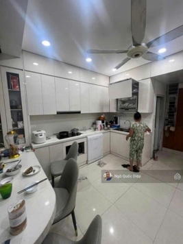 Chính chủ bán nhà siêu đẹp Đội Cấn, 2 thoáng, tặng nội thất, ô chờ thang máy, 15m oto 0988 874 488