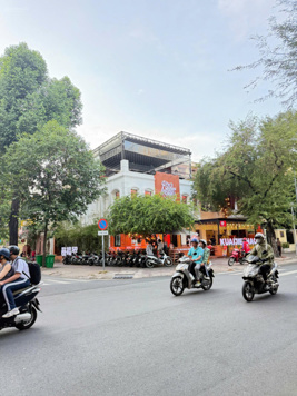 Cho thuê nhà GÓC 2MT 40 Võ Văn Tần, Phường Võ Thị Sáu, Quận 3, 1 trệt 1 lầu ST, 290tr/th