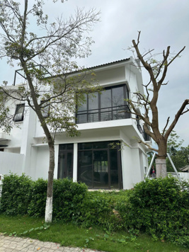 Chính chủ BÁN BIỆT THỰ XANH 255m2 MẶT SUỐI giá RẺ 17 TỶ BAO PHÍ