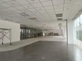 CHO THUÊ MẶT BẰNG LÀM VĂN PHÒNG / SHOWROOM HADO CENTROSA