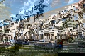 Nhà phố Vinhomes Tây Thăng Long – Cạnh Vincom - 10 phút tới Hồ Tây mà giá chỉ bằng 1/3