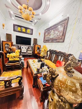 XUÂN LA TÂY HỒ- Ô TÔ 7 CHỖ QUA NHÀ - GẦN PHỐ - Ô TÔ QUAY ĐẦU, NHÀ ĐẸP Ở LUÔN 35m2 GIÁ 7.5 TỶ