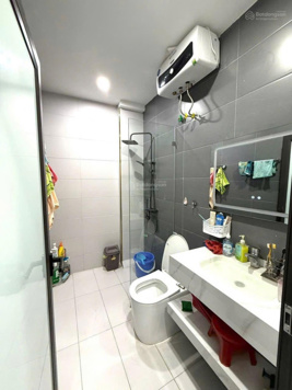 Tôi Khoa có căn nhà cần bán đường Hoàng Hoa Thám, Phường 6, Quận Bình Thạnh. (4,5 x 11)m giá 2tỷ590