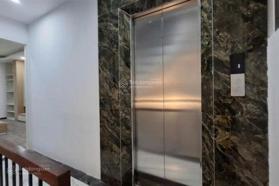 Hàng hiếm ở phố Giảng Võ, 323m2, mặt tiền 8m, kế cận ngay Vinhomes Giảng Võ