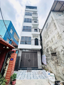 Bán nhà 7 tầng thang máy Yên Hòa MT6m ngõ rộng DT40m nhỉnh 8 tỷ