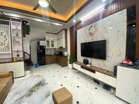 ĐÔNG NGẠC - VÀI BƯỚC  RA CHỢ KẺ - TRUNG TÂM TIỆN ÍCH - NHÀ FULL ĐỒ Ở NGAY. 31m GIÁ 5.95 có lùi