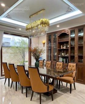 Bán mặt ngõ 279 Đội Cấn, Ba Đình DT 121m2 x 1 tầng MT 7,5m (đường 12m, hè 3,5m)