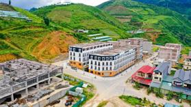 Chỉ 2,1tỷ vốn ban đầu mua ngay liền kề trung tâm T. X Sa Pa khai thác cho thuê được ngay, sẵn sổ đỏ