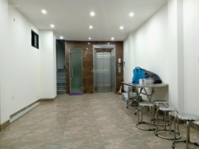 Bán nhà phân lô Linh Lang, Đội Cấn. DT 52 m2, xây 7 tầng, MT 4 m (Giá 18,5 tỷ)