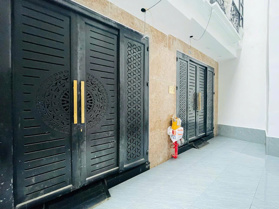 Hiếm - bay nhanh - nhà Cầu Giấy 6 tầng thang máy  gần ô tô  44m nhỉnh 8 tỷ