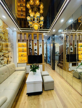 Bán Nhà Đường Trần Quốc Vượng, 35M 5T 6 Ngủ, full NT xịn sò, 30m ôtô, dân xây, gần phố, Ở sướng!