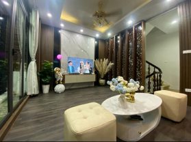 PHÂN LÔ Ô TÔ VÀO NHÀ - XUÂN THUỶ, CẦU GIẤY - 33M x 5T - MT 5.9M - LÔ GÓC 2 MẶT NGÕ Ô TÔ 