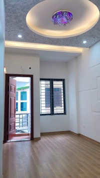 Bán nhà Trần Quốc Vượng 50m² x 5T, ngõ thông, ô tô gần, KD tốt, 9.9 tỷ