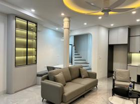 Cơ hội hiếm có – Nhà phân lô Mỹ Đình 51m x 4T, mt 4,5m, Ô tô – KD, full NT chỉ 8.3 tỷ