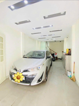 Siêu phẩm 1 nhà ra Hồ Tây 35m2 x 6 tầng - Ô tô tránh - Gara ô tô - Kinh doanh đỉnh.