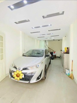 Siêu phẩm 1 nhà ra Hồ Tây 35m2 x 6 tầng - Ô tô tránh - Gara ô tô - Kinh doanh đỉnh.