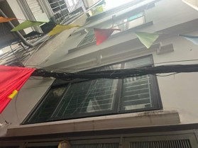 Ngọc Khánh 40m2 x mặt tiền đẹp 5M - Lô góc 3 thoáng - Cách mặt phố 10M - Sổ nở hậu.