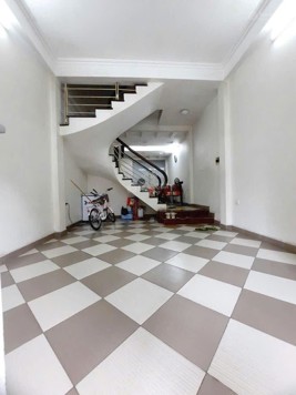 Phân lô Võng Thị 55m2 x Mặt tiền 4M - Ngõ rộng 4M - Trước nhà thoáng sáng - Gần ô tô đỗ.