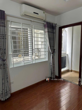 Bán nhà NGÕ THÔNG - KINH DOANH LÕI Ba Đình. Diện tích 50m². Giá tốt.