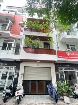 CẦN BÁN NHÀ MẶT TIỀN KHU ĐƯỜNG HOA KHU PHAN XÍCH LONG_PHÚ NHUẬN. 4 TẦNG - 48m2- 17 TỶ TL.