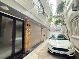 SIÊU PHẨM-PHỐ ĐỒNG CỔ-  Ô TÔ ĐỖ GẦN- NHÀ ĐẸP 6 TẦNG THANG MÁY-VÀI BƯỚC RA HỒ 38m2 GIÁ 11.3 TỶ CTL