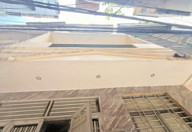 Trung tâm Ba Đình 56m2 x Mặt tiền 6M - Ô tô vào nhà - 2 thoáng trước sau - Ngõ to, thoáng sáng.