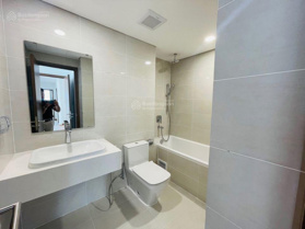 Bán căn hộ 2PN Eco Green Nguyễn Văn Linh Q7. Giá 4.250 tỷ - có NT, đã có sổ. Liên hệ 0704 589 481
