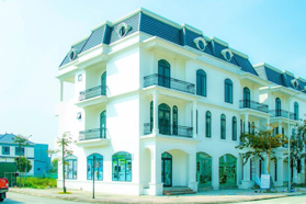 Nhà phố biển Cửa Lò cách bãi biển 200m