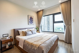 Căn hộ 3PN phân khu cao cấp Vinhomes Q9-DT 81 m2 4,5 tỷ view sông, liền kề Vincom, công viên 36ha
