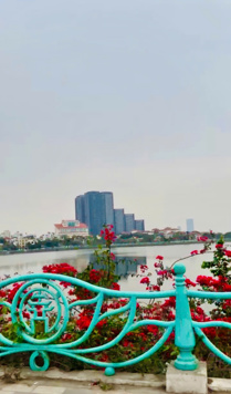 Bán BT xây thô 5 tầng ngay mặt Hồ Tây - DT 282m2, mặt tiền 13m - Giá LH 0945255902