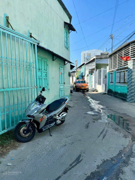 Bán dãy trọ trung tâm, gần biển 3 mặt tiền, 331m2, 15 phòng kín khách