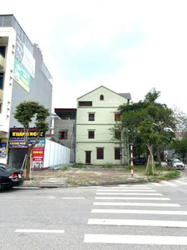 Bán đất Hải Dương. Cần bán lô góc 2 mặt tiền đường Trường Chinh (52m). DT 145m2. Mặt tiền 10m