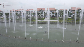 Hàng hiếm nhà phố đối diện công viên 3,5 tầng 1 hầm sát quảng trường nhạc nước, DT 60m2 giá 5,6tỷ