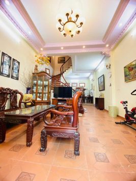 PHÂN LÔ XUÂN THUỶ - CẦU GIẤY, 40M x  5T, MT 4.1M, Ô TÔ TRÁNH DỪNG ĐỖ NGÀY ĐÊM