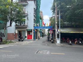 Chính chủ cần bán nhà HXH khu dân trí cao sau Bộ Công An, Trần Hưng Đạo, Phường Cầu Kho, Quận 1