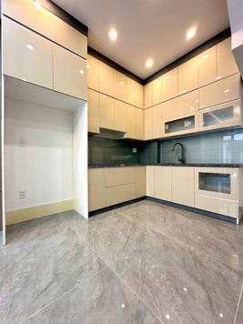 Căn Độc Lập Sân Cổng Duy Nhất - Miếu Hai Xã