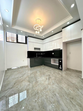 Chỉ còn 1 căn siêu đẹp vị trí mặt ngõ Ngô Gia Tự