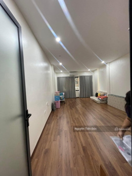 Nhà rất đẹp. Chỉ 10.8 tỷ, phố Đội Cấn 46.3m2x 6 tầng thang máy, xây mới GPXD năm 2023, gần ô tô