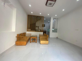 Cực hiếm! Nhà trung tâm Ba Đình - Diện tích 56m2x5T - gần oto - ngõ rộng thông - giá 10 tỷ