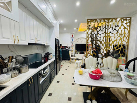 Bán nhà riêng ngõ 279 Đội Cấn Ngọc Hà - 45m2 5 tầng - ô tô cách 10m - ngõ thông - sát Hồ Tây