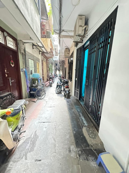 Nhà phố Ngọc Hà, diện tích 30m2, 5 tầng đủ công năng, mặt tiền 3,5m, giá 7,6 tỷ