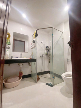 8 TỶ-35M2- 5 TẦNG- MẶT TIỀN 3.2M2 - NGÕ HOÀNG HOA THÁM-GẦN CÔNG VIÊN BÁCH THẢO- GẦN SUNPLAZA