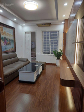Bán nhà 5 tầng ngõ 12 phố Đào Tấn - Linh Lang. Diện tích sổ: 45mv. Nhà 2 mặt ngõ. Giá hơn 13 tỷ