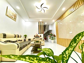 CHÍNH CHỦ BÁN NHÀ ĐỐNG ĐA NỘI THẤT XỊN, NGÕ THẲNG, 3 GÁC ĐỖ CỬA|DT25M2x4T_5,18TỶ