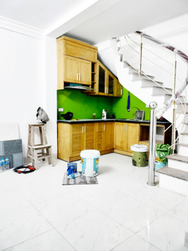 4,5TỶ CÓ NHÀ ĐỐNG ĐA DÂN XÂY 3PN, 20M RA OTO TRÁNH, NGÕ NÔNG THÔNG 3 GÁC|DT21M2x5T