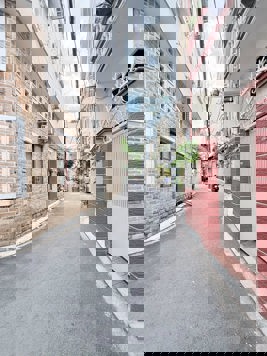 Gấp - PHÚ NHUẬN - Hồ Biểu Chánh 80m2, kết cấu BTCT - Để ở quá sướng.