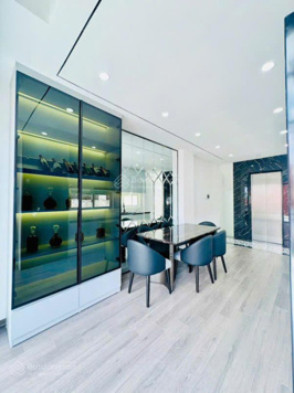 Bán Nhà 6 Tầng Có Thang Máy, Mặt Ngõ Chợ Khâm Thiên 38m², Nở Hậu, Giá 9,5 Tỷ